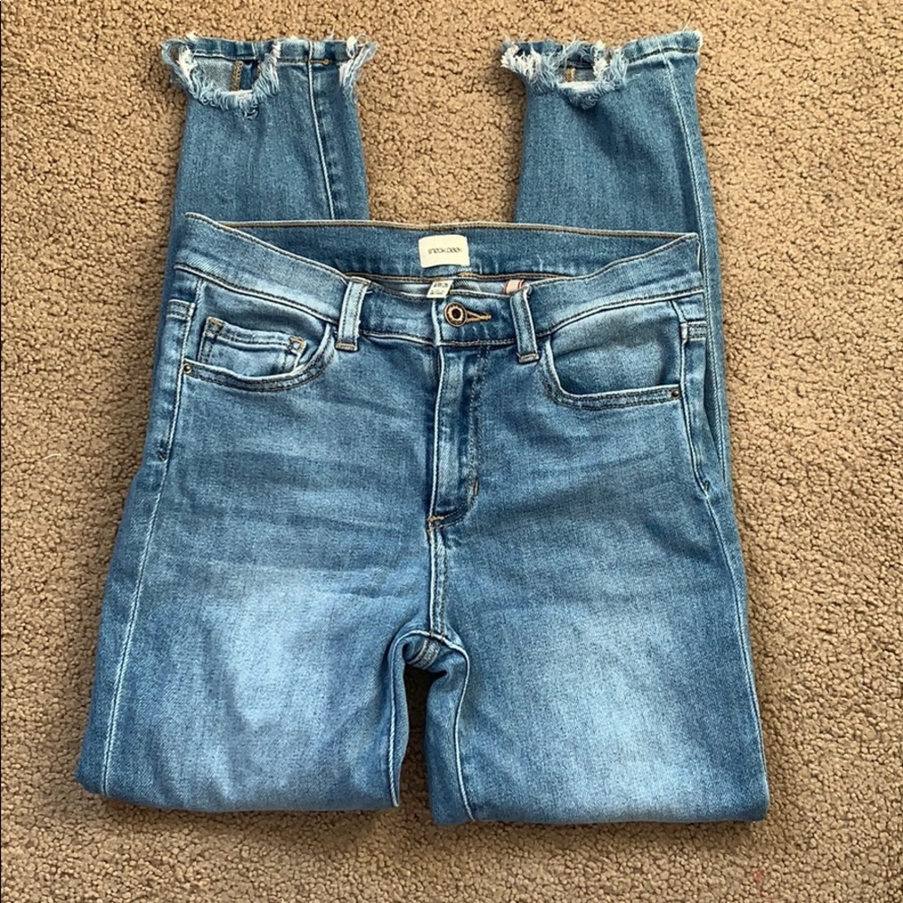 Sneak Peek Jeans
